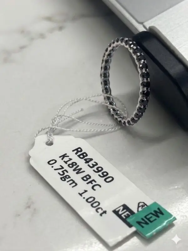 White Gold Black Diamond